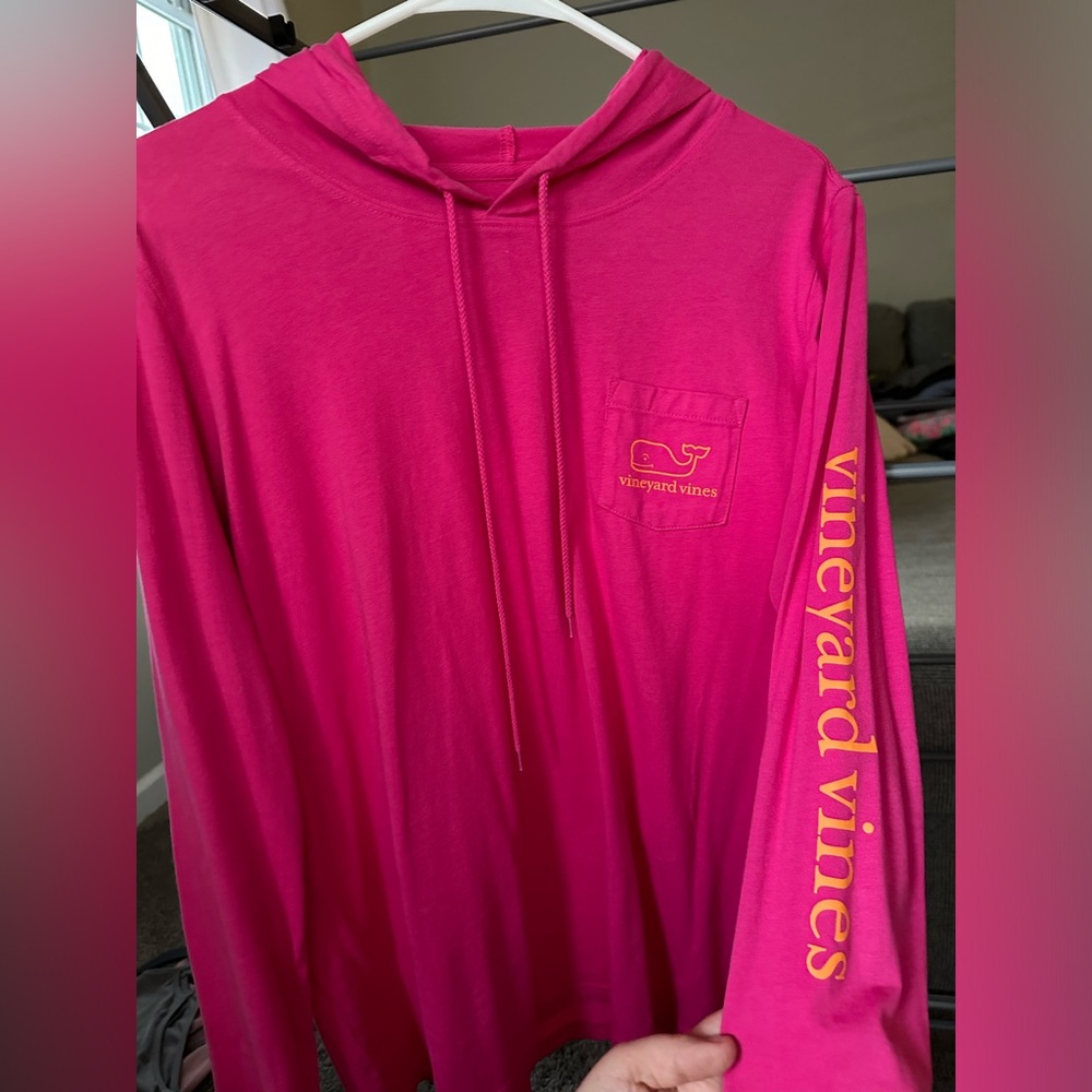 Vineyard vines hoodie